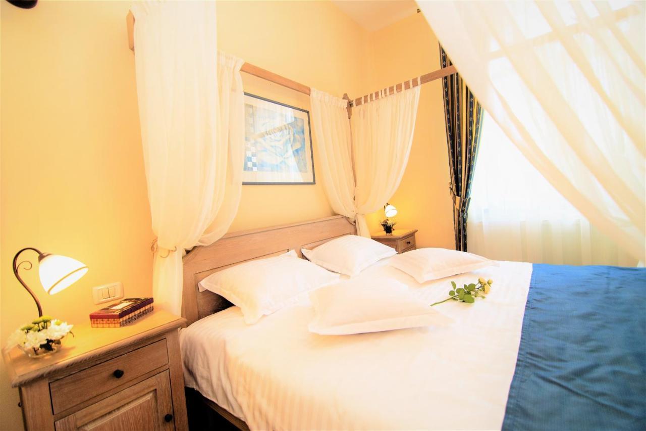 Karlhof Hotell Sebeş Eksteriør bilde
