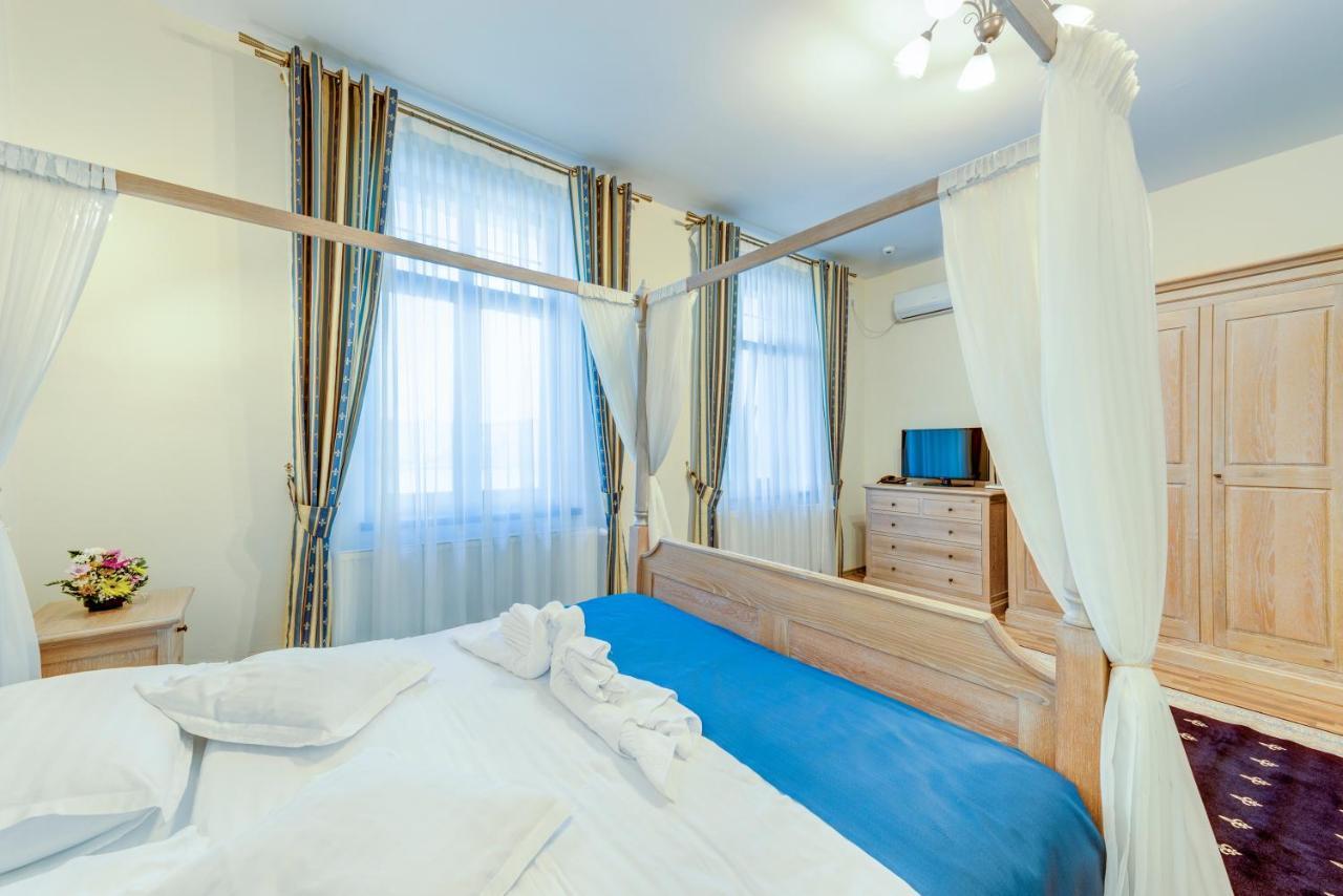 Karlhof Hotell Sebeş Eksteriør bilde