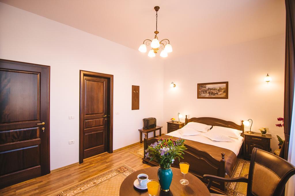 Karlhof Hotell Sebeş Rom bilde