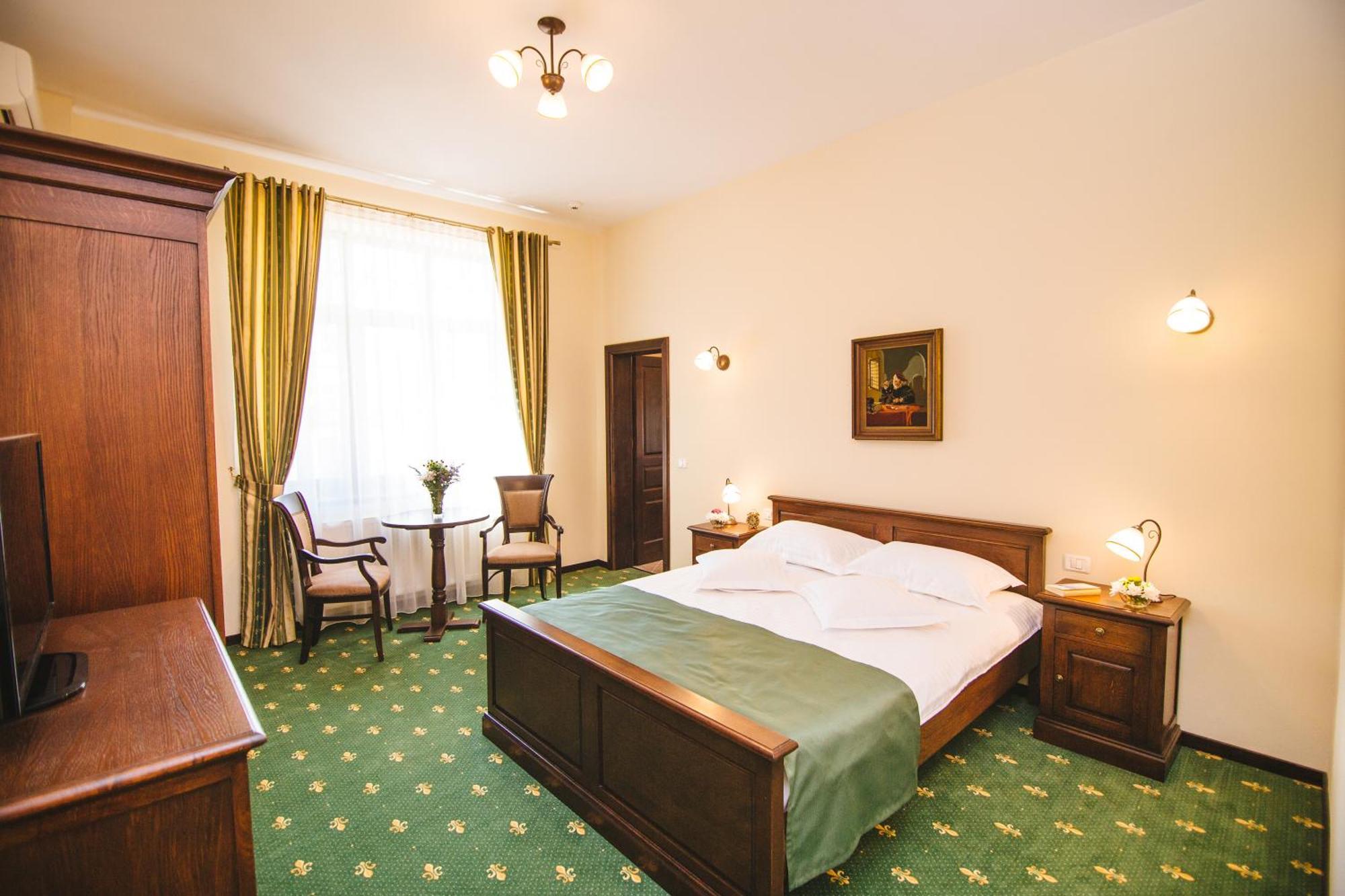 Karlhof Hotell Sebeş Rom bilde
