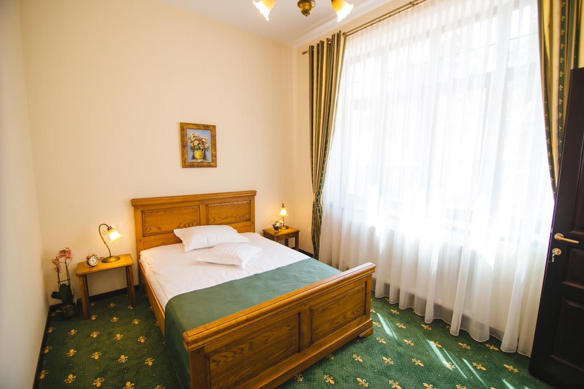 Karlhof Hotell Sebeş Rom bilde