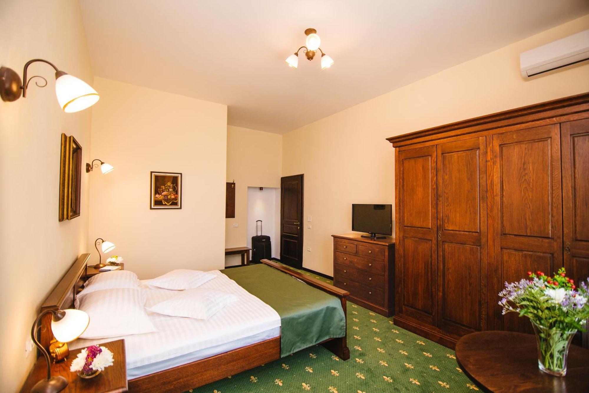 Karlhof Hotell Sebeş Rom bilde
